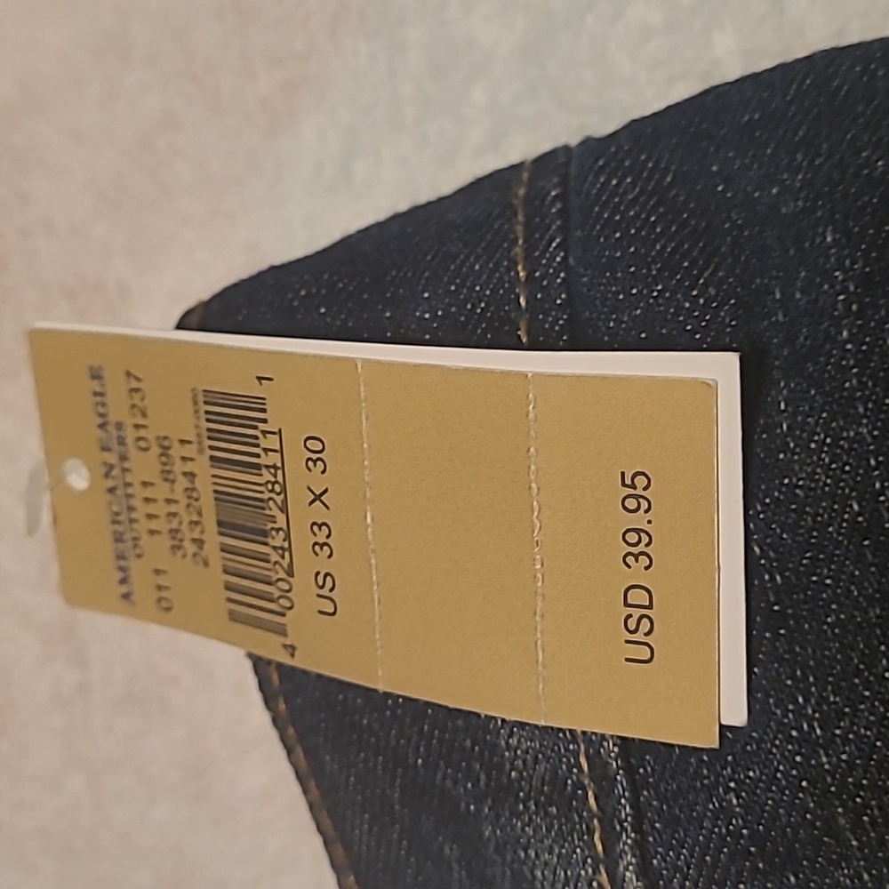 Jeans - Picture 3 of 4